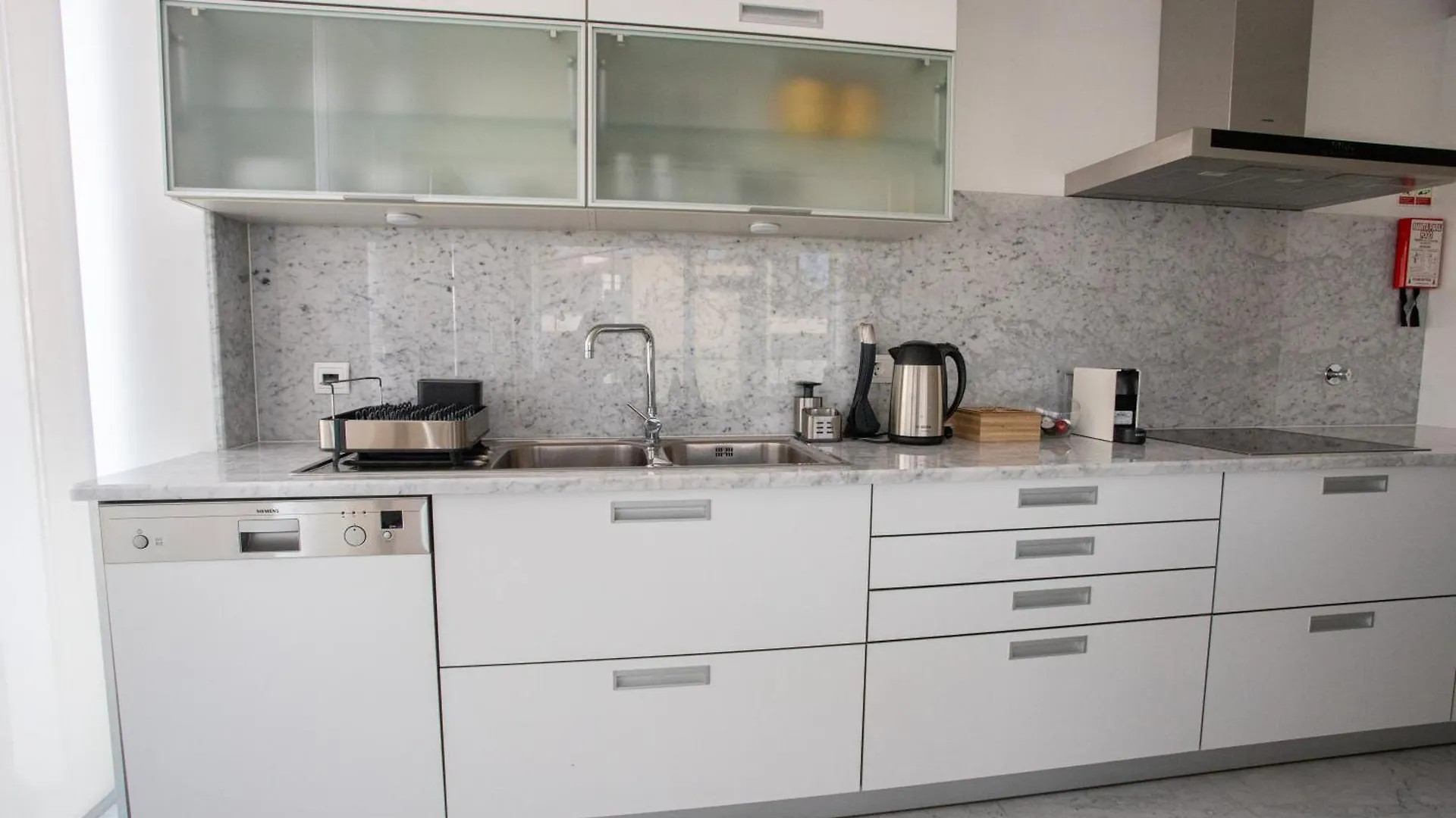 דירה פונשל Plaza Residence